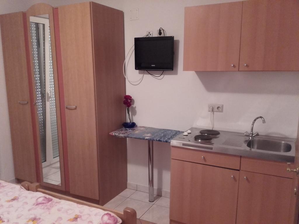 Apartments Angie Biograd Na Moru Esterno foto